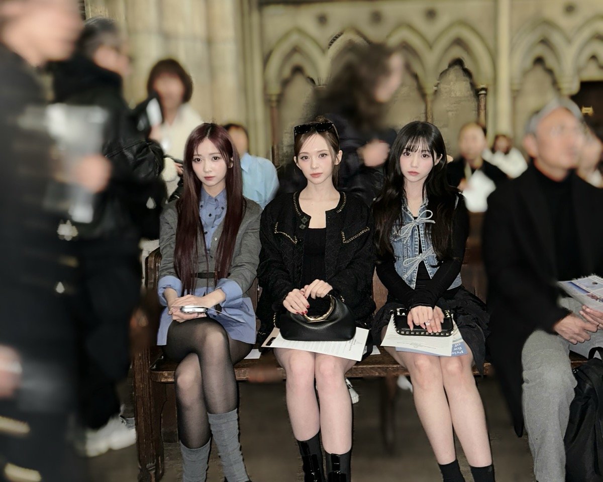 Madein's Mashiro, Miyu, dan Yeso membuat gelombang di Paris Fashion Week 2025 Madein's Mashiro, Miyu, dan Yeso membuat gelombang di Paris Fashion Week 2025