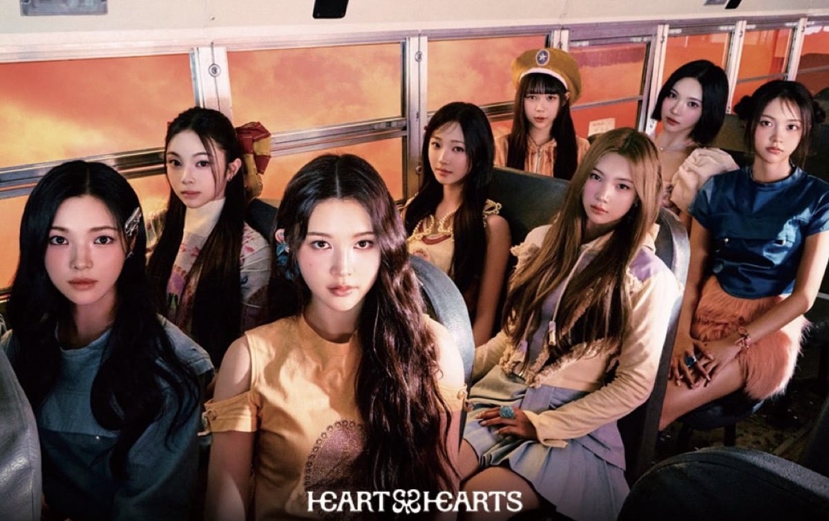 Hearts2Hrearts untuk debut reality show pertama 'chat hearts2hearts' pada tanggal 26 Maret