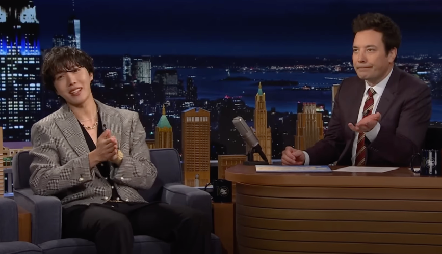 BTS 'J-Hope ingin bekerja dengan Kendrick Lamar, menjatuhkan dua pengumuman single baru di' The Tonight Show yang dibintangi Jimmy Fallon '