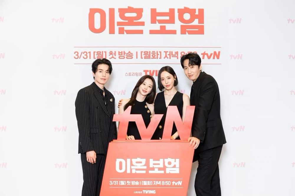 Lee Dong Wook berbicara tentang berada di drama komedi romantis pertamanya dalam 7 tahun 3 1742851828 image