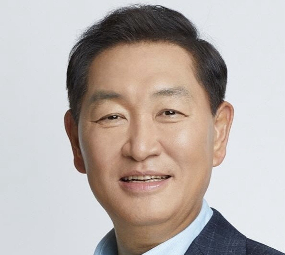 Wakil Ketua Samsung Electronics Han Jong Hee meninggal pada 63 setelah henti jantung