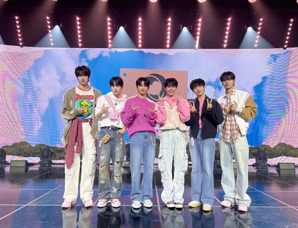 Tempest merayakan comeback dengan penggemar di album showcase