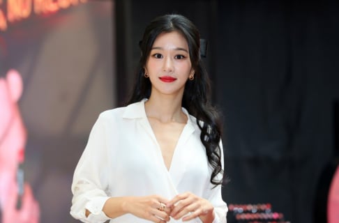 Kim Soo Hyun, Seo Ye Ji