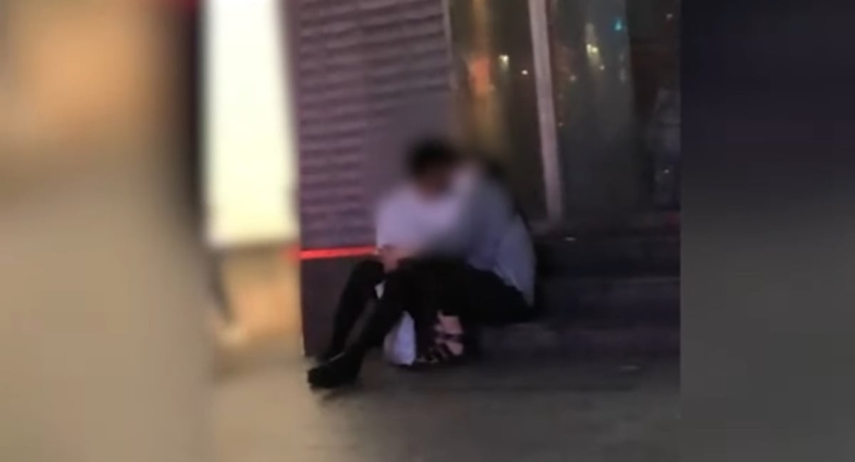 YouTuber Lee Jin Ho mengklaim pacar di bawah umur Kim Sae Ron bukan Kim Soo Hyun, tetapi orang lain YouTuber Lee Jin Ho mengklaim pacar di bawah umur Kim Sae Ron bukan Kim Soo Hyun, tetapi orang lain