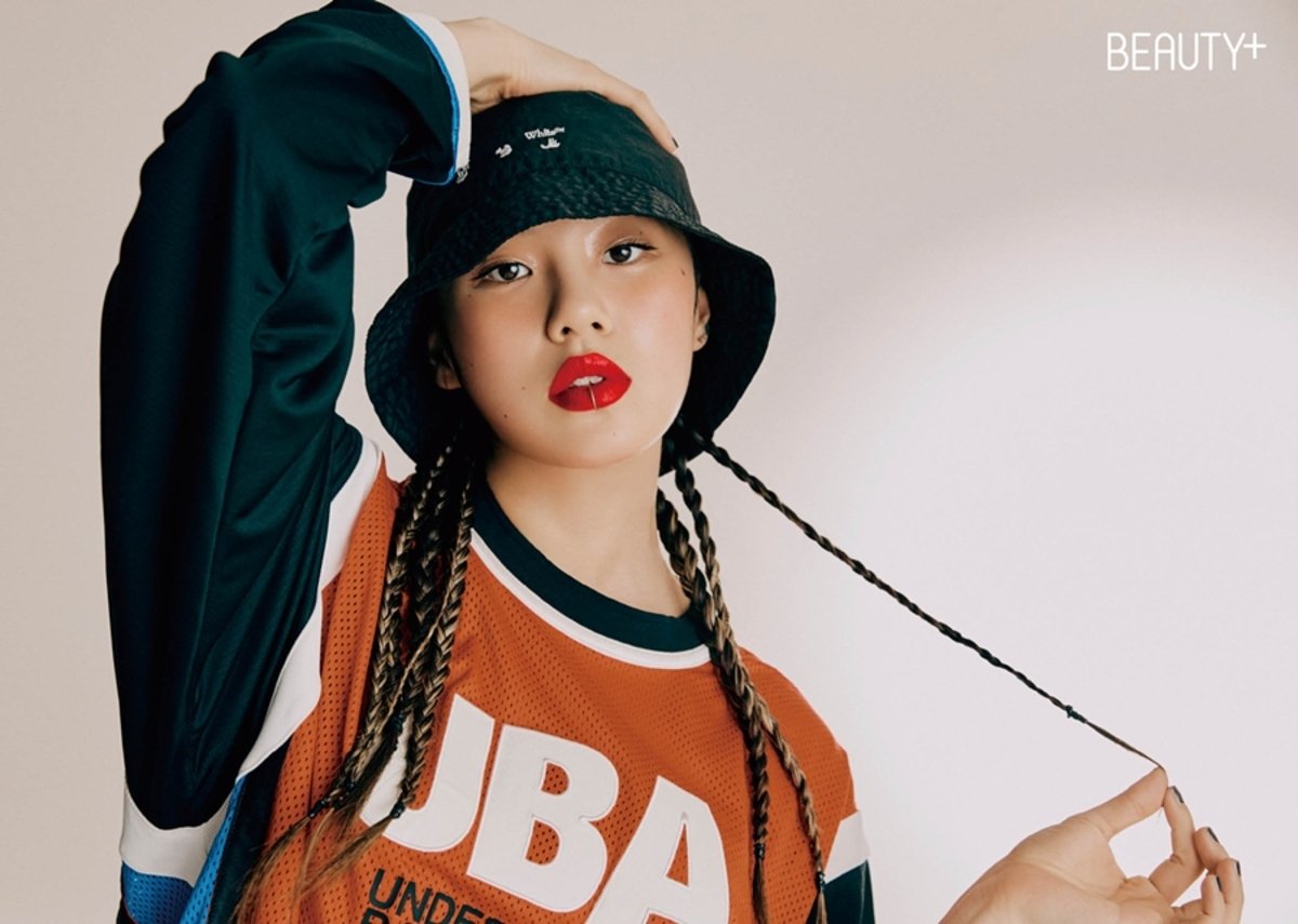 Lee Jung menandatangani kontrak eksklusif dengan The Black Label dari Teddy Park