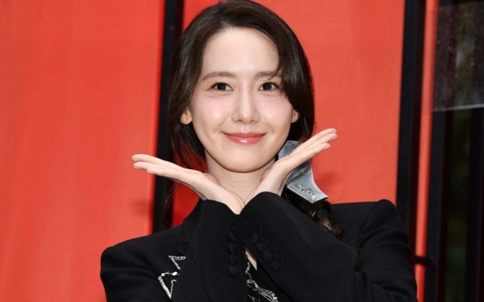 Girls 'Generation's Yoona memancarkan kecantikannya yang indah di acara Sulwhasoo terbaru Girls 'Generation's Yoona memancarkan kecantikannya yang indah di acara Sulwhasoo terbaru