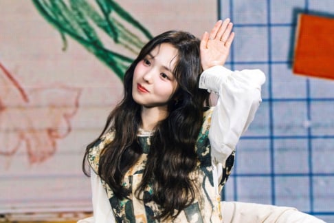 Jisoo, Chae Soo Bin, Jo Yu Ri