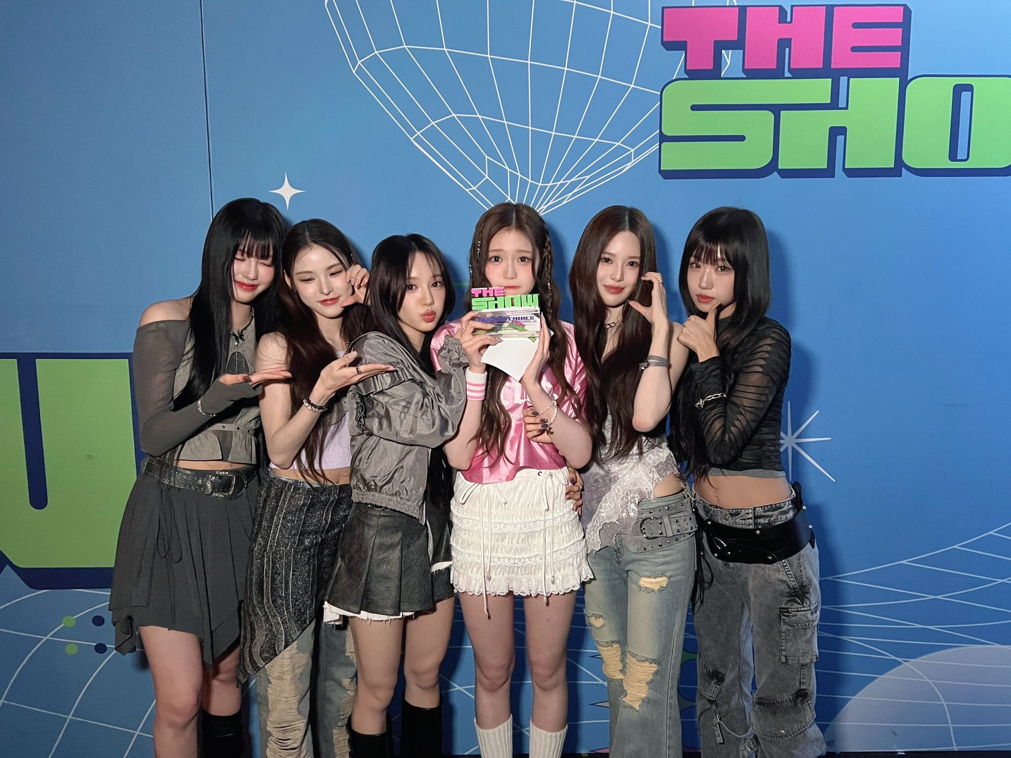 Izna ‘The Show’ Izna ‘The Show’