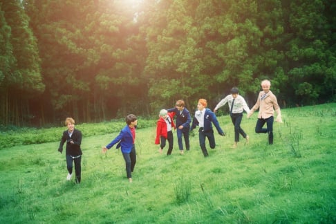 Big Bang, BTS, Epik High, EXO, GOT7, miss A, Red Velvet, SHINee, 2NE1