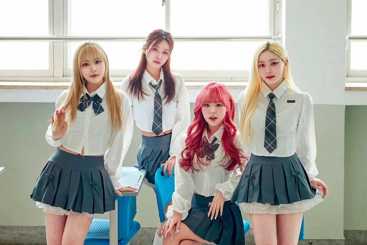 Girl Group We; Na Tops UK iTunes J-POP Chart dengan Album Debut Jepang 'We; Na World'