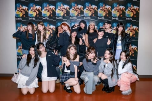 Yunah, Minju, Moka, Wonhee, KATSEYE, LE SSERAFIM, Kim Garam, Hong Eunchae, Kim Chaewon, Kazuha, Huh Yunjin, Sakura