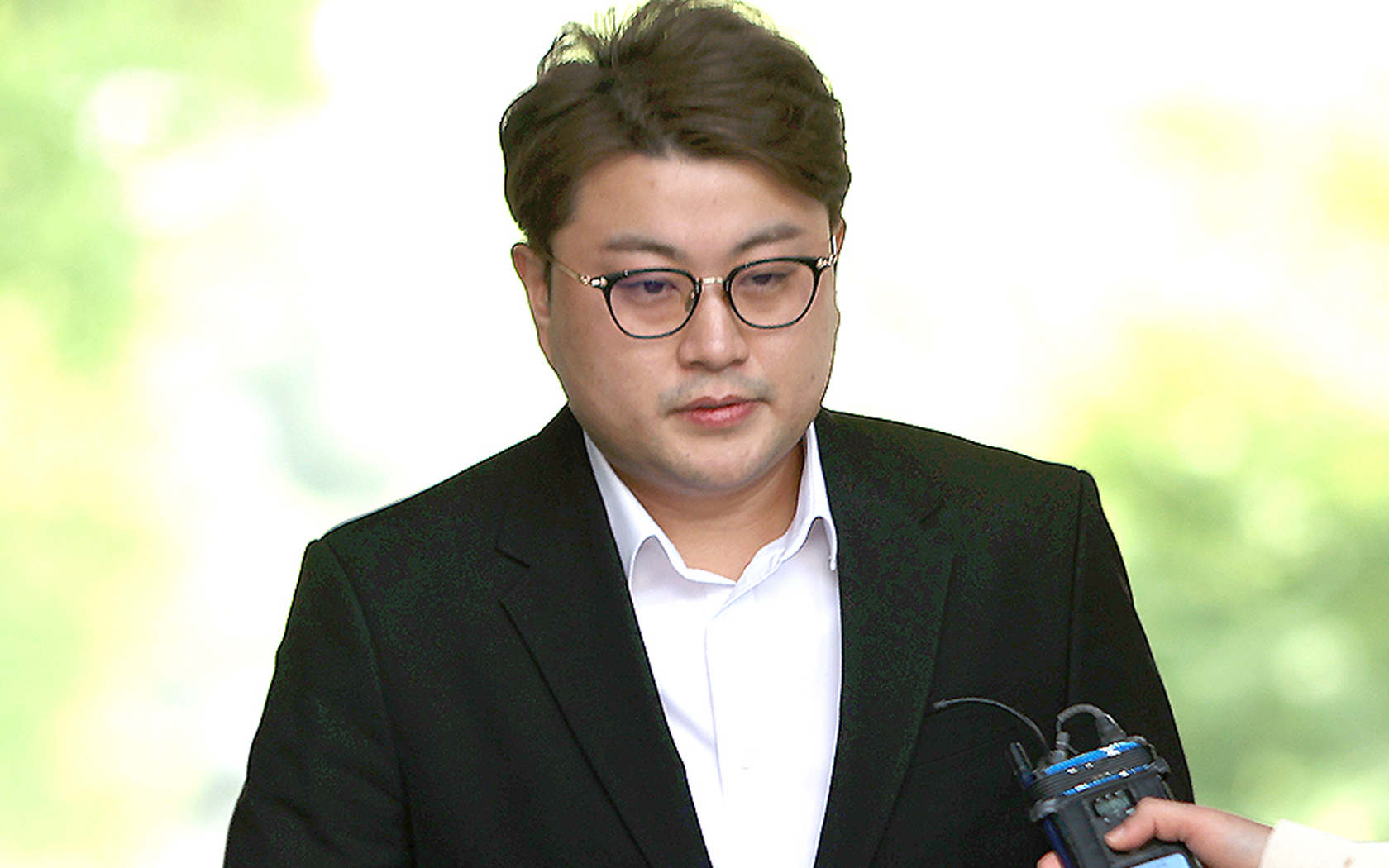 Penyanyi Trot Kim Ho Joong Kehilangan Pengadilan Bandingnya, Hukuman Penjara 2 Tahun dan 6 Bulan Asli Penyanyi Trot Kim Ho Joong Kehilangan Pengadilan Bandingnya, Hukuman Penjara 2 Tahun dan 6 Bulan Asli