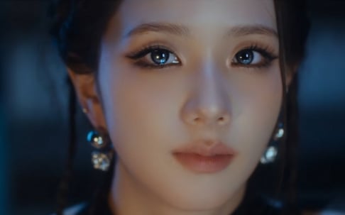 BLACKPINK, Jisoo