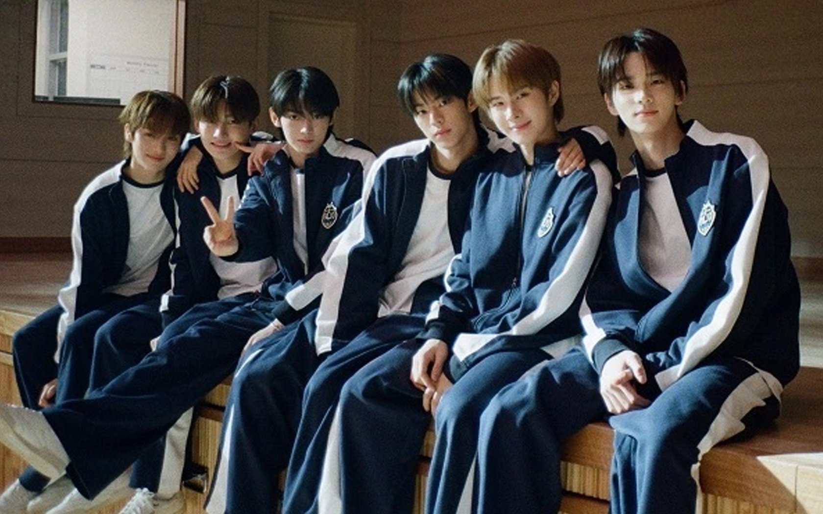 TWS mengadakan konser pertama mereka sejak debut TWS mengadakan konser pertama mereka sejak debut