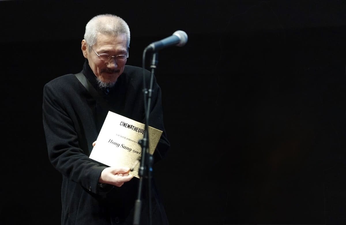 Hong Sang Soo ditunjuk untuk juri Cannes di tengah tonggak pribadi Hong Sang Soo ditunjuk untuk juri Cannes di tengah tonggak pribadi