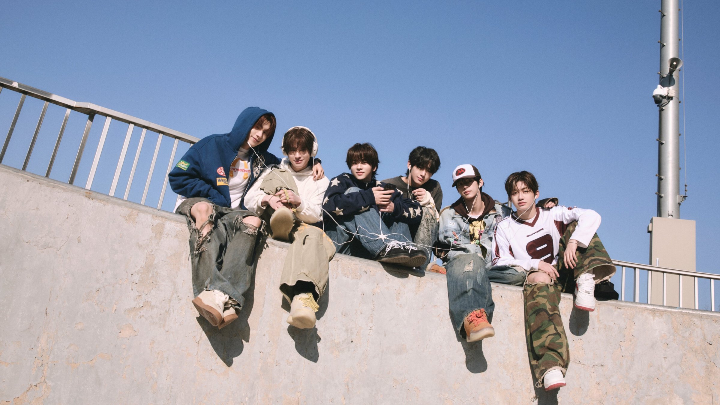 TWS debut di #1 di grafik album lingkaran minggu ini dengan ‘TREE WITH US’