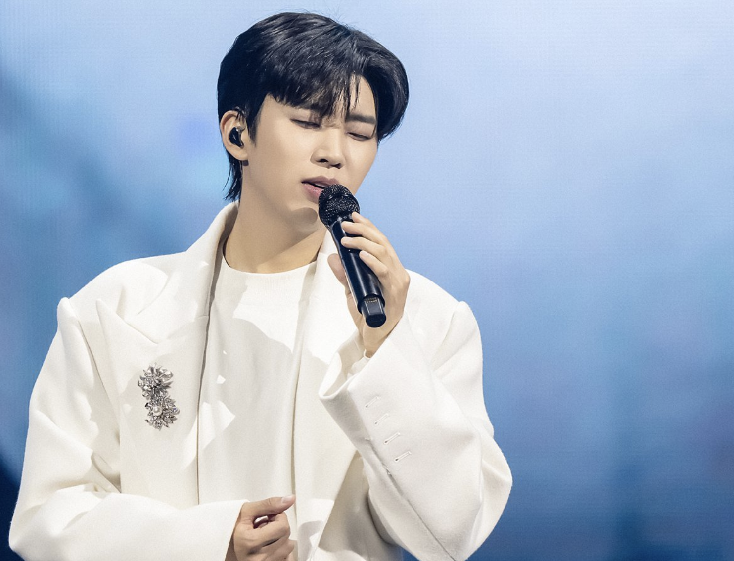 Lim Young Woong mencatat rekor dengan iklan pensiun bank Hana yang tulus