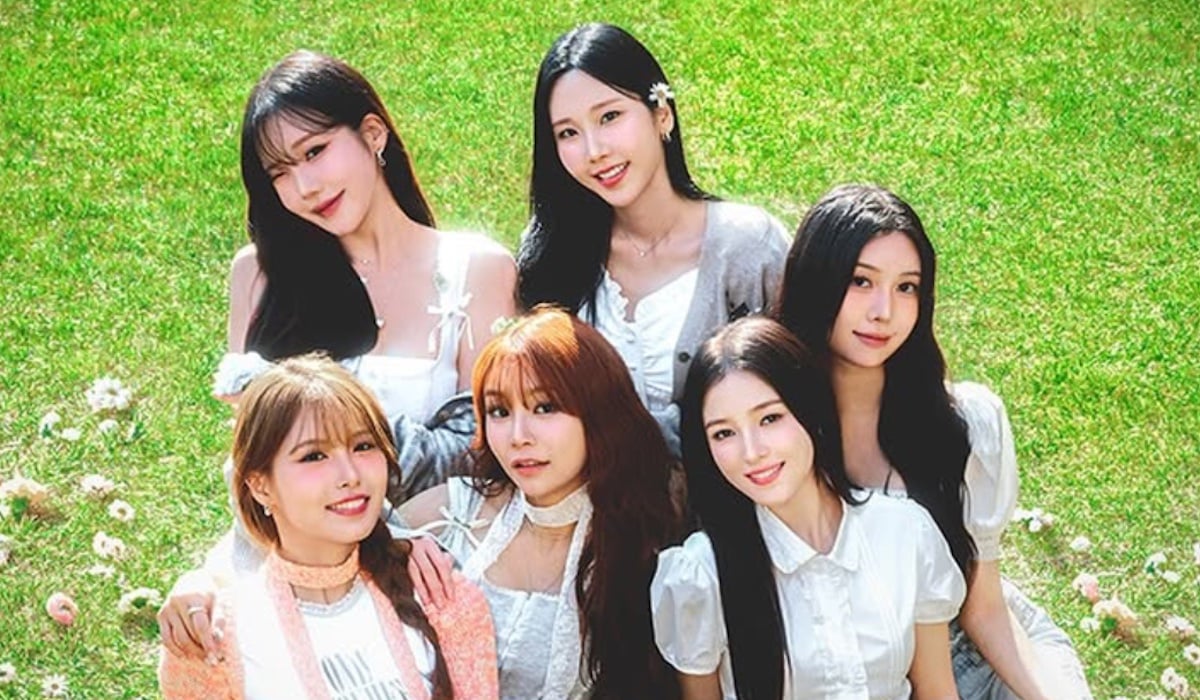 Momoland mengkonfirmasi comeback mereka sebagai grup di bawah Inyeon Entertainment Momoland mengkonfirmasi comeback mereka sebagai grup di bawah Inyeon Entertainment