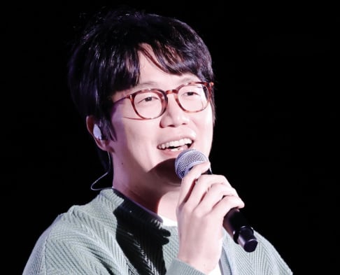 Sung Si Kyung