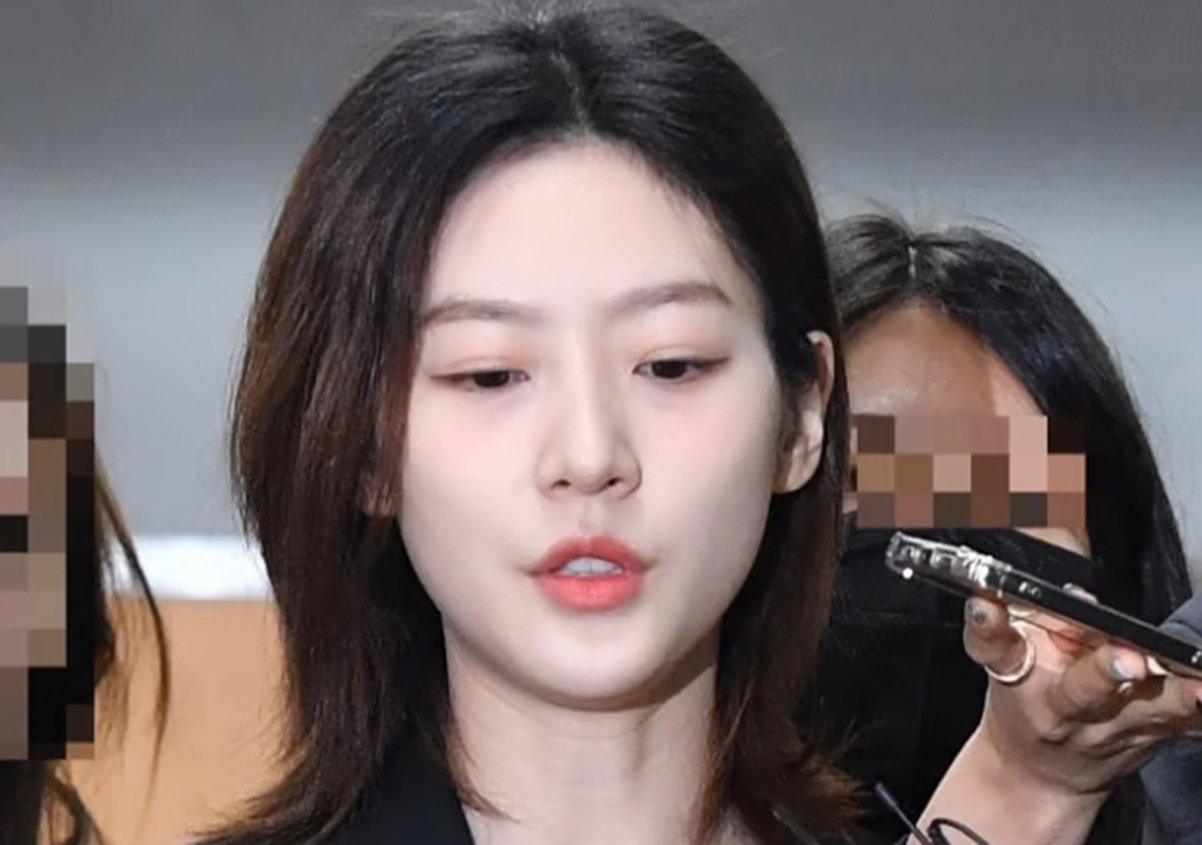 “Kim Soo Hyun, Pembunuhan-untuk Menyewa Kim Sae Ron Whistleblower” terbukti salah, pihak berwenang tidak mengkonfirmasi kasus seperti itu