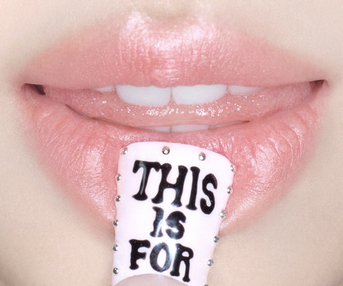 Dua kali untuk menjatuhkan album full-length keempat 'This Is For' pada 11 Juli