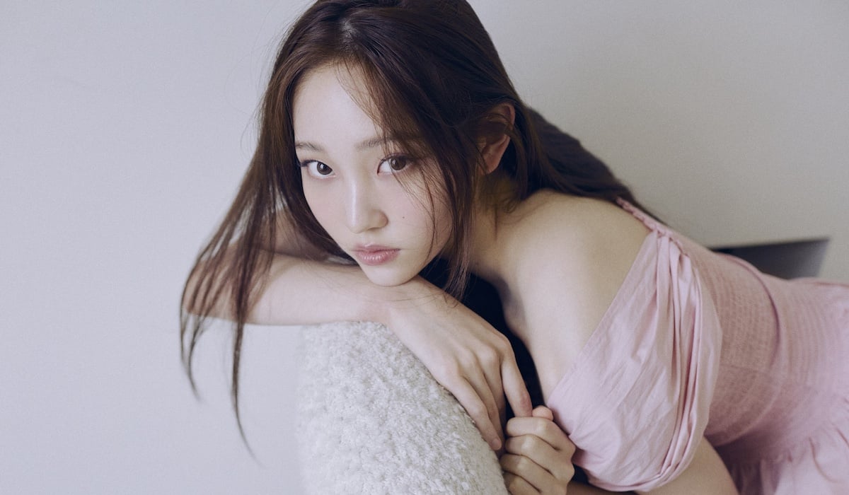 Mantan anggota Illit Lee Youngseo terlihat dalam lineup debutnya untuk grup rookie High Up Entertainment's Rookie