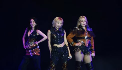 2NE1, CL , Park Bom, Dara, Minzy