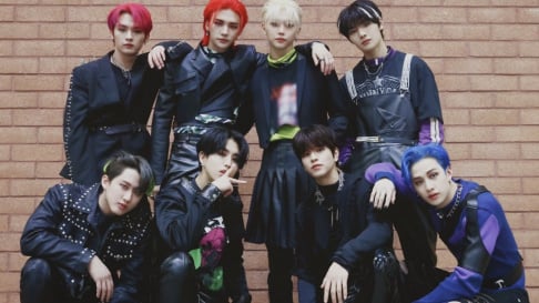 Stray Kids