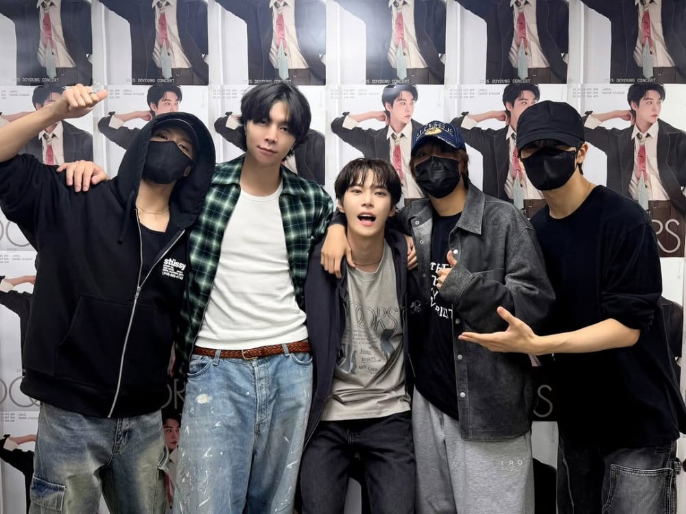 Anggota NCT Johnny, Haechan, Jeno, dan Jisung hadir di konser Doyoung