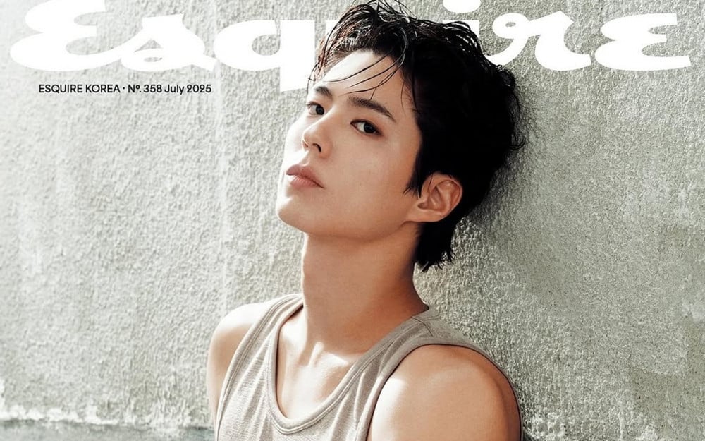 Park Bo Gum Pukau Penggemar di Sampul 'Esquire Korea' Juli