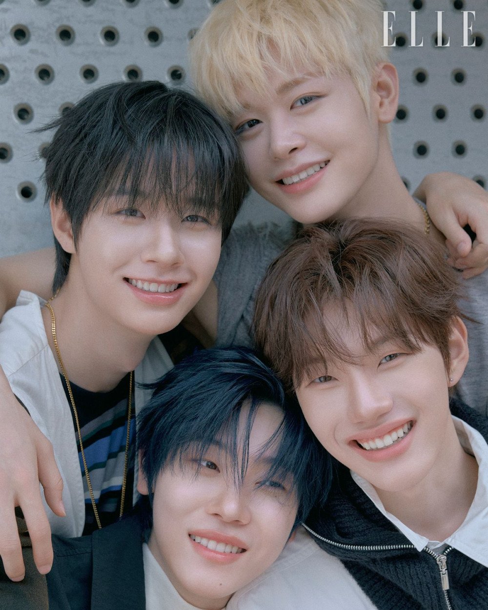Grup Close Your Eyes dalam sesi foto