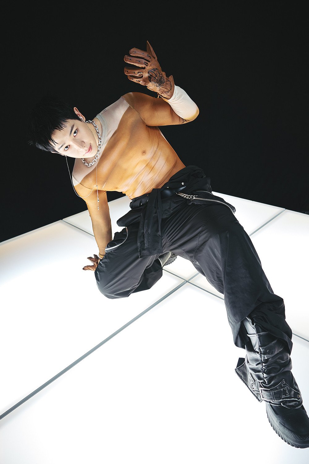 Wonho Teaser Photo 1
