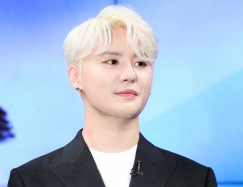 Junsu (XIA)