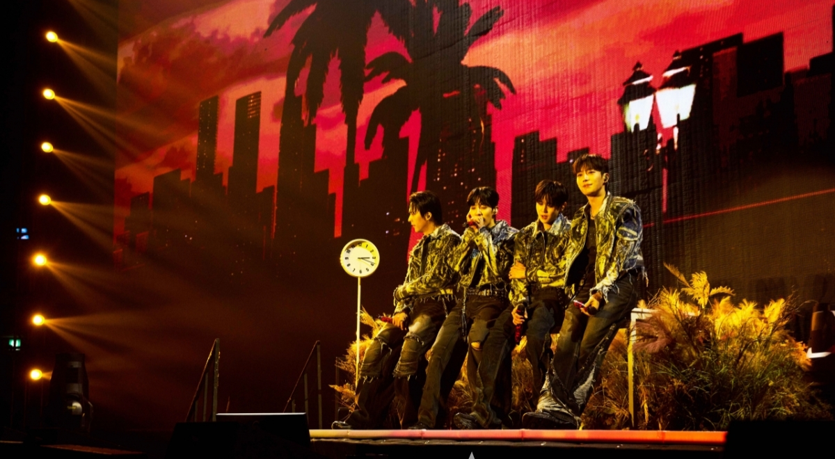 BEAST/The Beautiful Show In Seoul Live … BEAST 'Beautiful Show' Seoul Concert in July - K-Pop Concerts