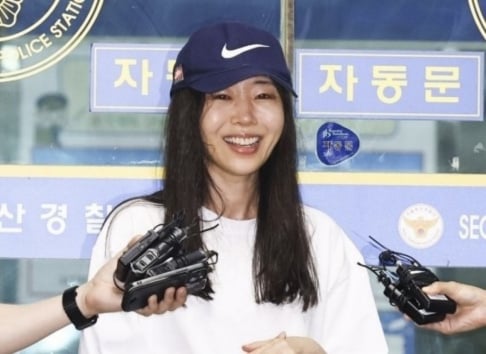 Min Hee Jin, NewJeans