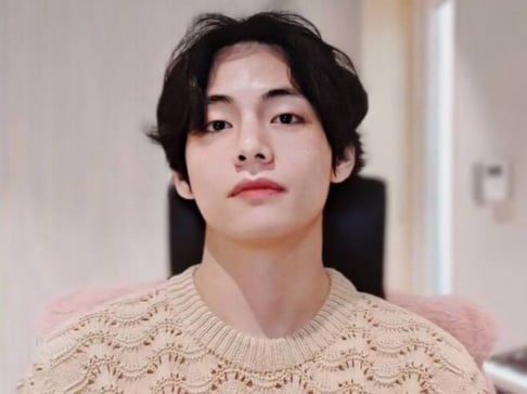 BTS, V