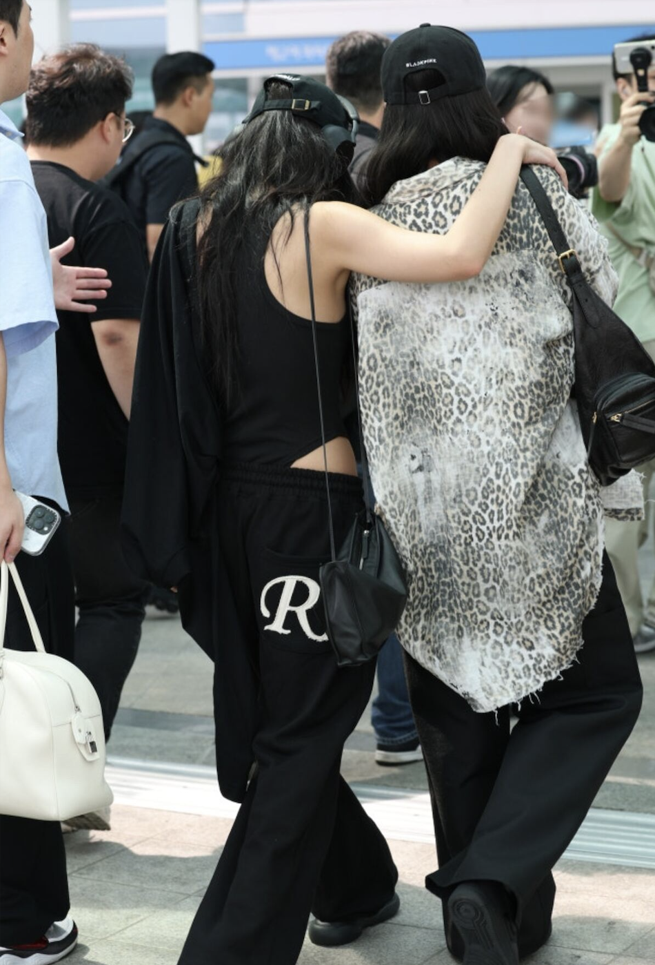 Jennie BLACKPINK dari berbagai sudut di bandara