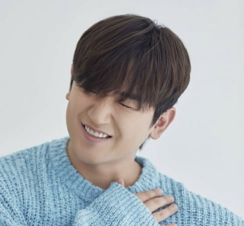 Shinhwa, Minwoo (M)