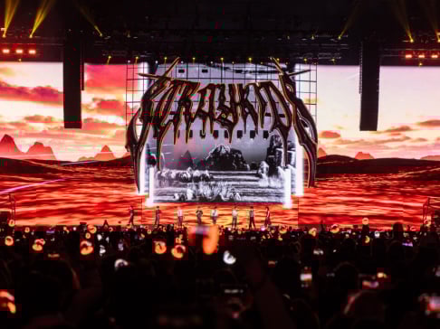 Stray Kids