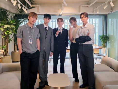 MONSTA X, Joohoney, Shownu, Kihyun, Minhyuk, Hyungwon