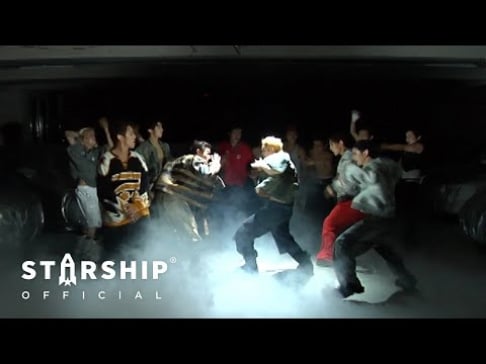 MONSTA X
