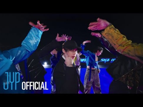 Stray Kids