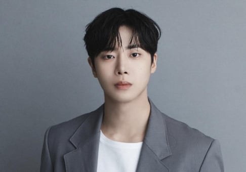 Choo Young Woo, Roy Kim