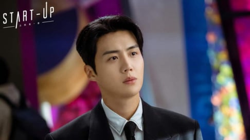 Ahn Hyo Seop, Jinyoung, Han Ji Min, Kim Seon Ho, Lee Jun Hyuk, Suzy, Moon Sang Min, Park Bo Young, Shin Min Ah