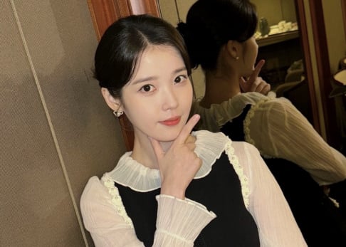 IU