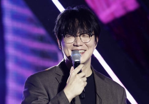 Sung Si Kyung
