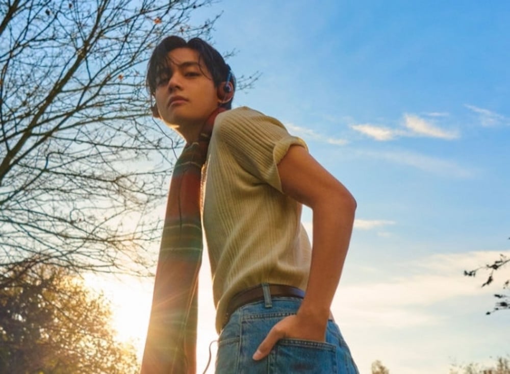 V BTS Pecahkan Rekor Global dengan “FRI(END)S”