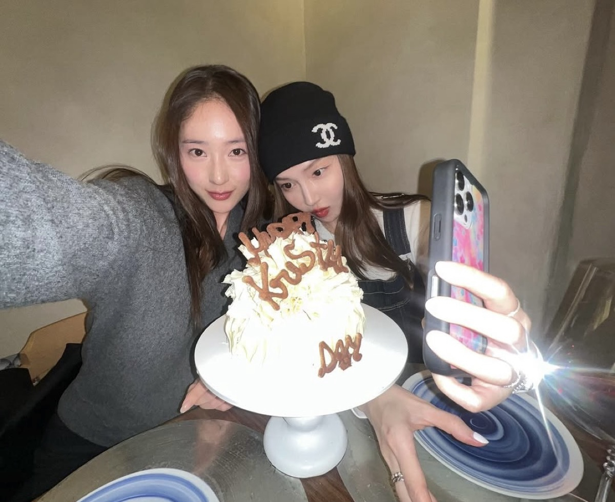 คริสตัลแชร์โมเมนต์วันเกิดสุดหวานกับพี่สาวเจสสิก้า