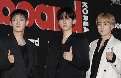 EXO, Baekhyun, Chen, Xiumin EXO, Baekhyun, Chen, Xiumin