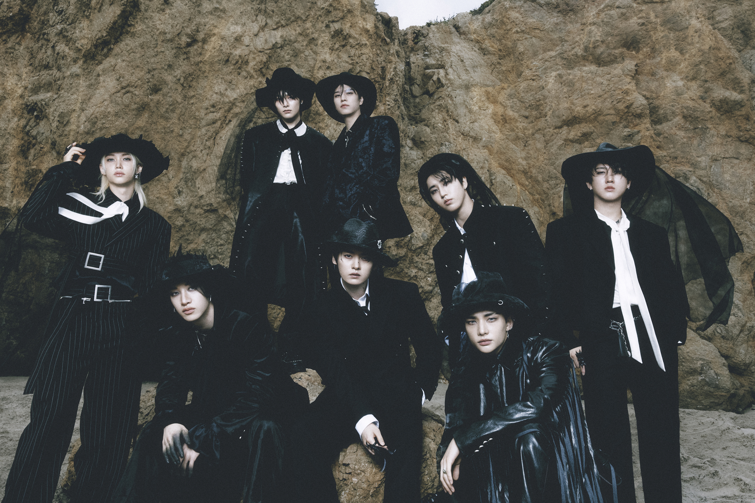 Stray Kids เปิดเผยภาพคอนเซ็ปต์กลุ่มและยูนิตสำหรับ 'SKZ IT TAPE 'DO IT'